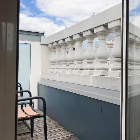 Ξενοδοχείο Callas House 4*