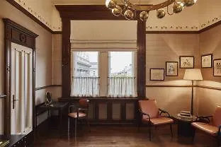 Callas House 4*