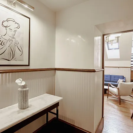 Ξενοδοχείο Callas House 4*