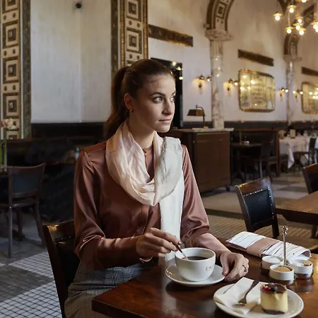 Ξενοδοχείο Callas House 4*