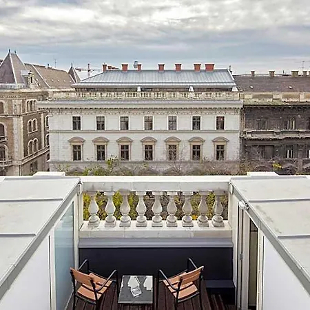 Callas House Hotell