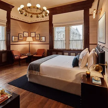 Ξενοδοχείο Callas House 4*