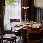 カラス ハウス ブダペスト