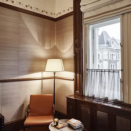 Callas House Hotell 4*