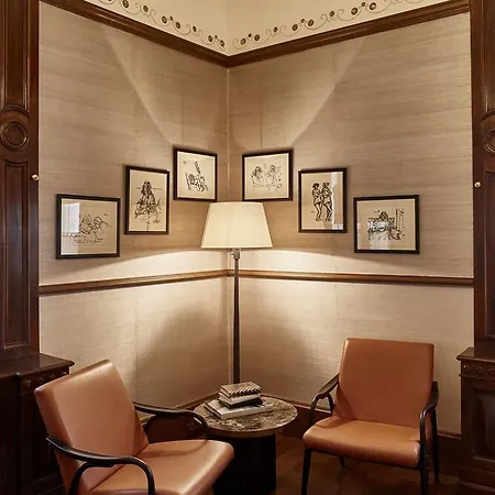 Hotell Callas House 4*