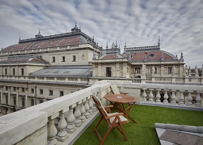 Отель Callas House